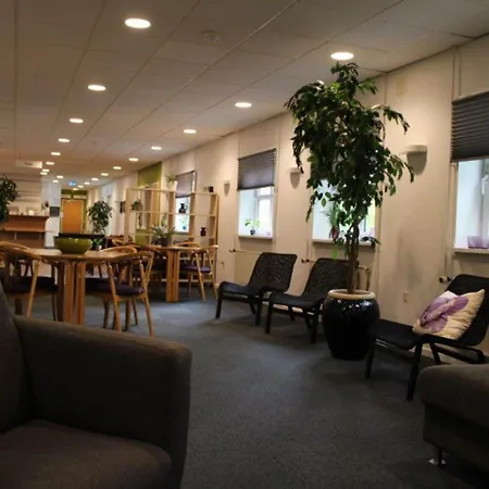 Danhostel Hernin Albergue *