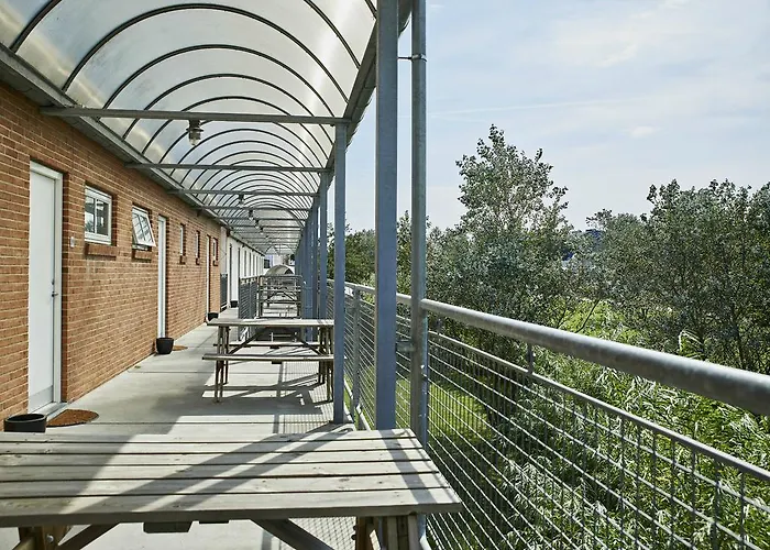 Danhostel Hernin Hostel *